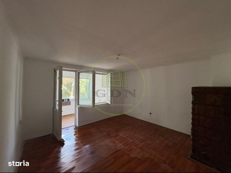 Casă cu 3 camere în Rotbav