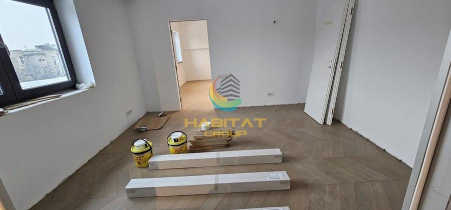 Apartament cu 4 camere decomandat în Cantemir