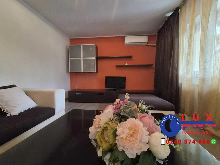 Apartament cu 3 camere decomandat în Babadag