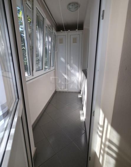 Apartament cu 3 camere decomandat, mobilat în Crângași