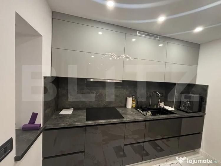 Apartament cu 4 camere decomandat, mobilat în Semicentral