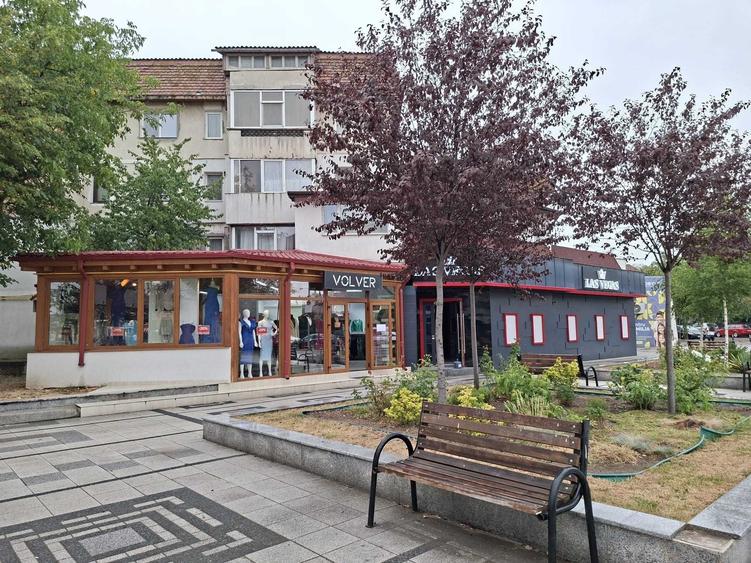 Inchiriez spatiu comercial ultracentral Pascani - 4