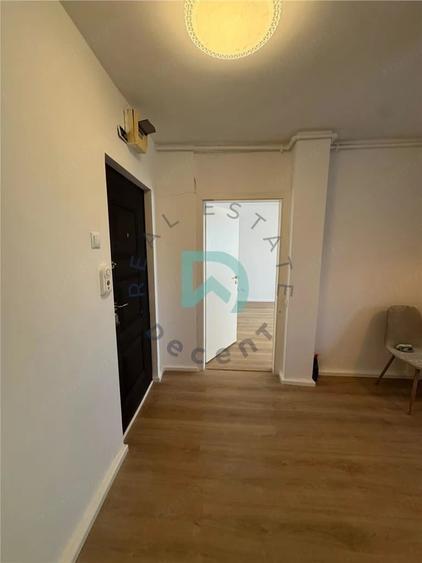 Apartament cu 2 camere decomandat în Griviței