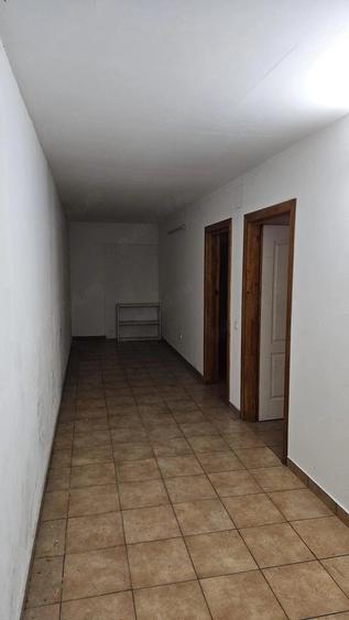 Spațiu comercial, de 200 mp, în Olteniței