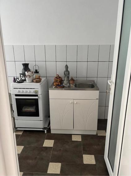 Casă cu 5 camere cu Teren 220 Mp în Central