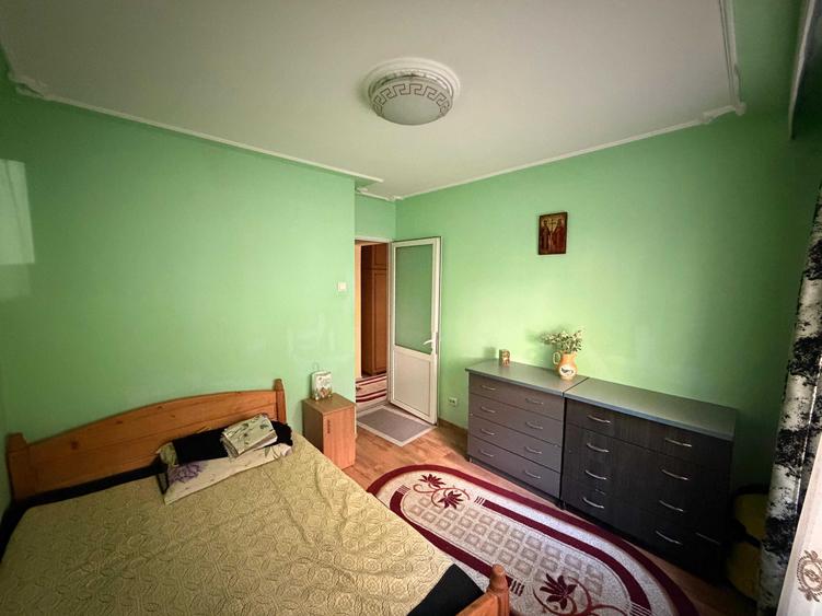 Apartament cu 2 camere decomandat în Târgu Cucu