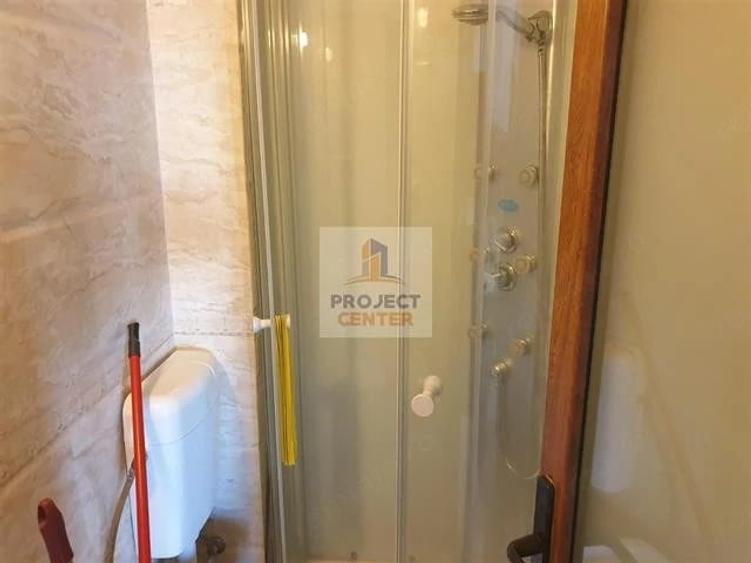 Apartament cu 3 camere decomandat în Ultracentral
