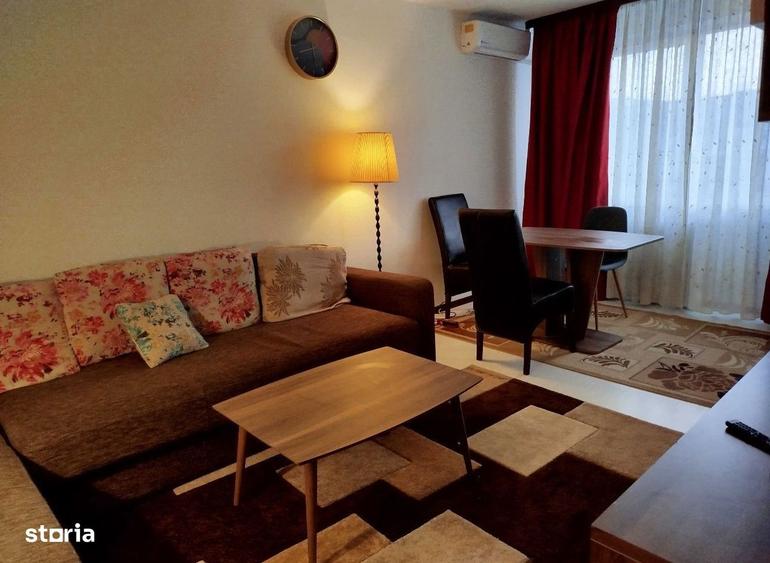 Apartament cu 2 camere decomandat, mobilat în Tei