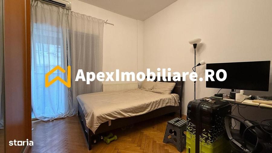Apartament cu 3 camere semidecomandat în Universitate