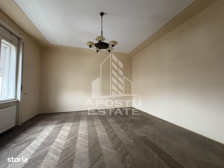 Apartament cu 4 camere decomandat în Iosefin