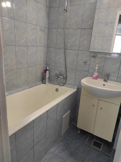 Apartament cu 2 camere decomandat în Gojdu