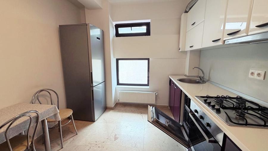 Apartament cu 2 camere semidecomandat, mobilat în Copou