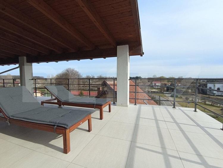 Apartament cu 3 camere semidecomandat, mobilat în Timocului-Șaguna