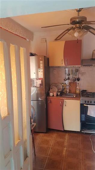 Casă cu 5 camere cu Teren 250 Mp în Chercea