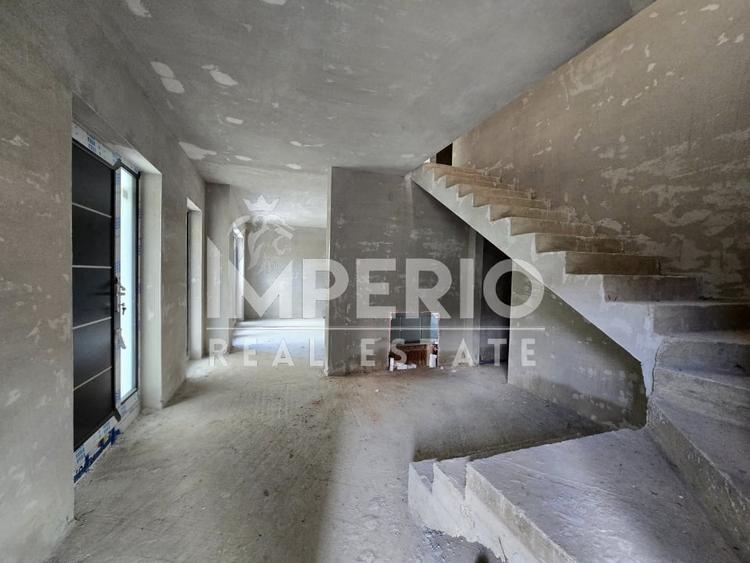 Duplex cu 4 camere cu Canalizare în Mănăștur