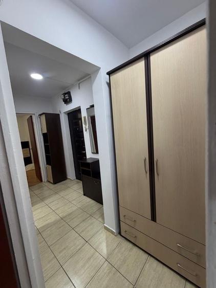 Apartament cu 2 camere decomandat în Drumul Taberei
