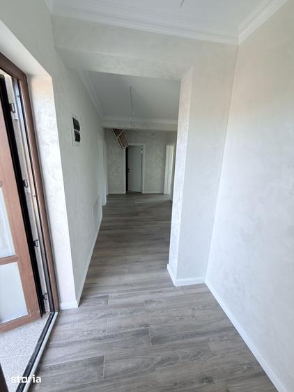 Casă cu 4 camere cu Teren 300 Mp în Central