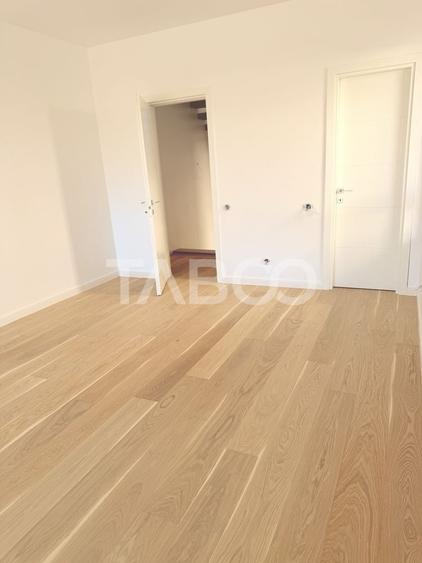Duplex cu 4 camere cu Canalizare în Borhanci
