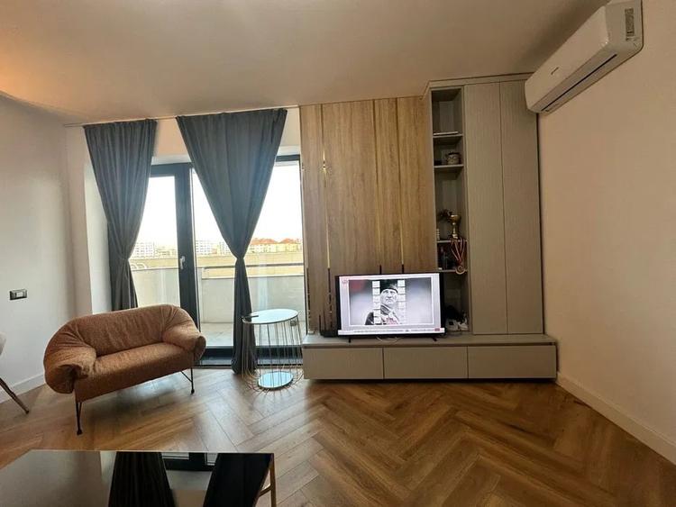 Apartament cu 2 camere decomandat, mobilat în Pipera