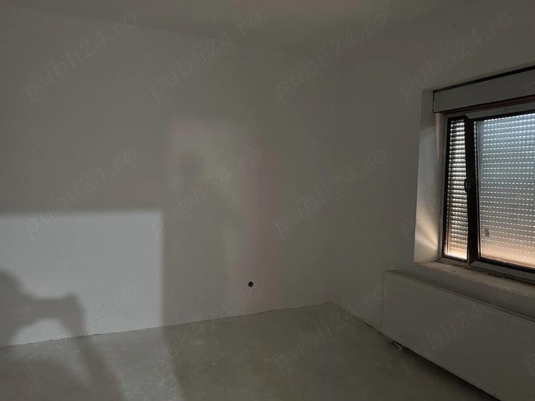 Casă cu 3 camere cu Teren 1450 Mp în Turnu