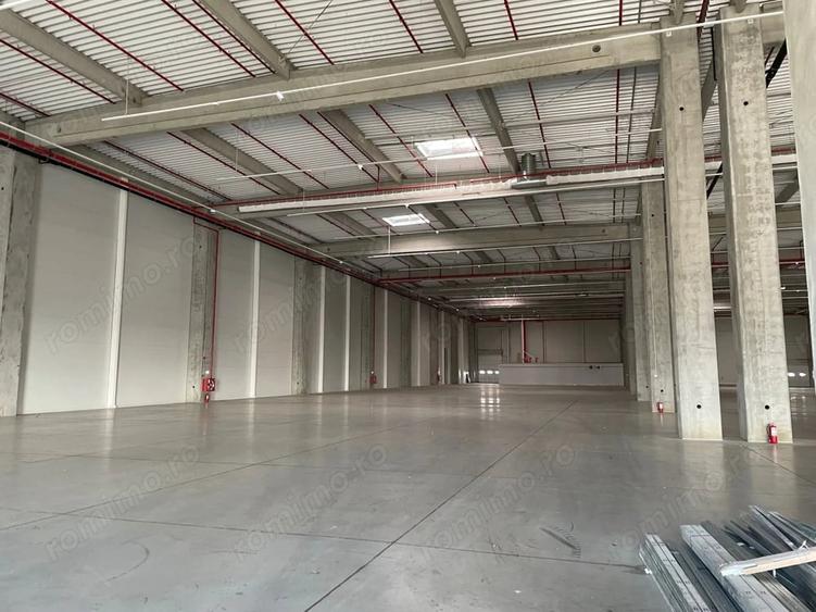 Spațiu comercial, de 2,500 mp, în Nord