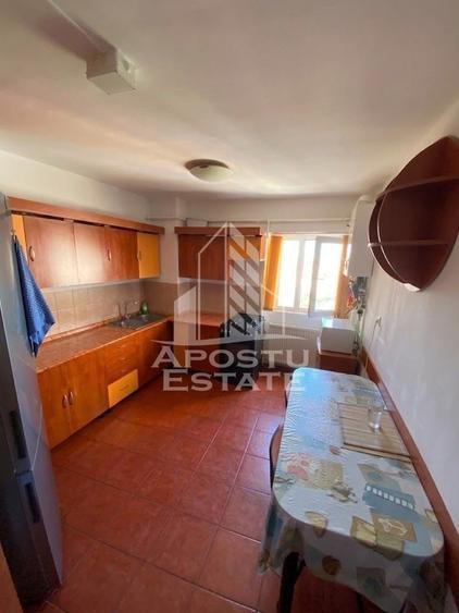 Apartament cu 4 camere decomandat, mobilat în Șagului