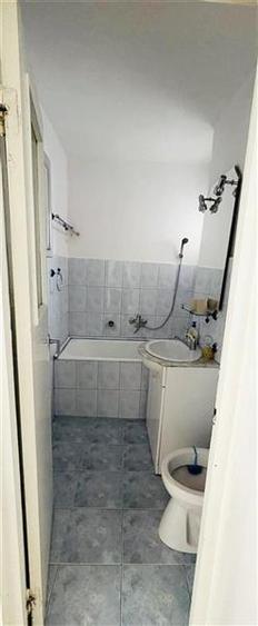 Apartament cu 3 camere circular în Astra