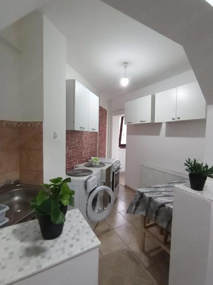 Garsonieră decomandată în Exterior Vest