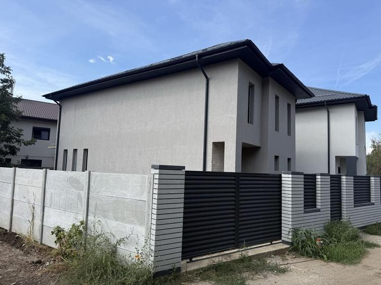 Casă cu 4 camere în Central