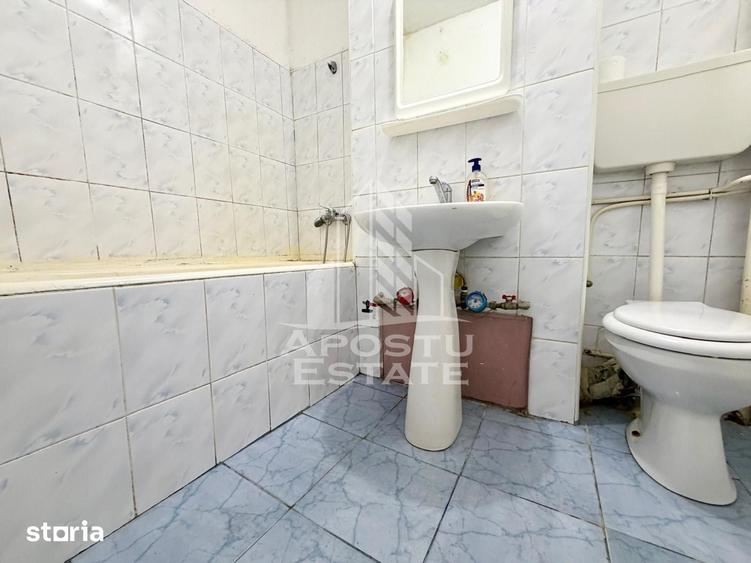 Garsonieră decomandată în Circumvalațiunii