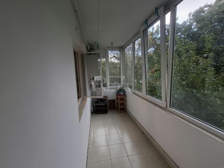 Apartament cu 3 camere decomandat, mobilat în Gorjului