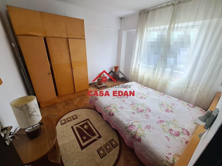 Ap 3 cam in Campina--95.000 e - 5
