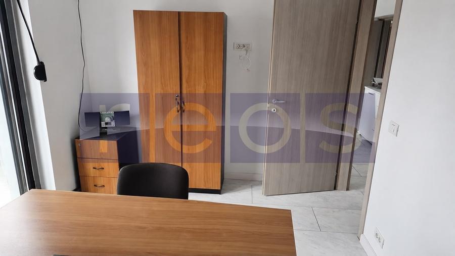 Apartament cu 4 camere decomandat, mobilat în Unirii