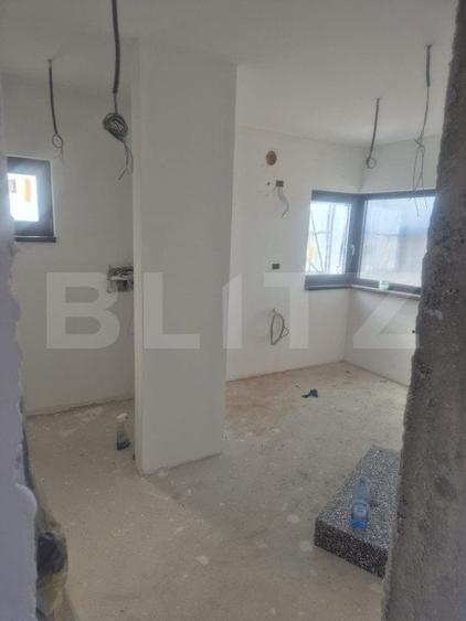 Casă individuală cu 4 camere cu Canalizare în Stupini