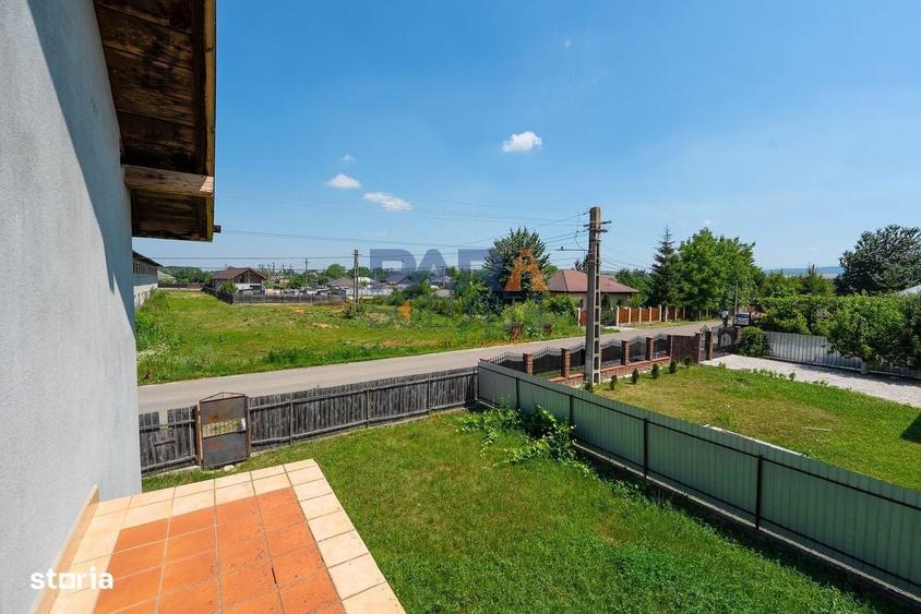 Casă cu 4 camere în Central