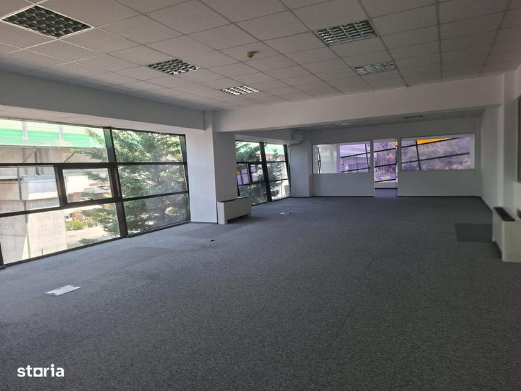 Spațiu comercial, de 260 mp, în Central