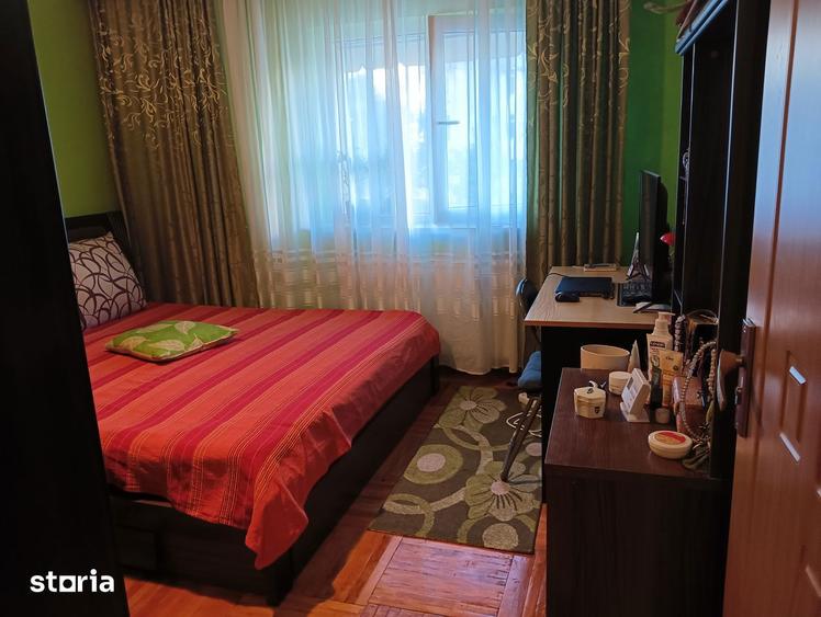 Apartament cu 2 camere, mobilat în Central