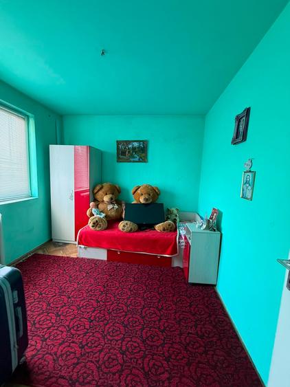 Apartament cu 65 camere în Girocului