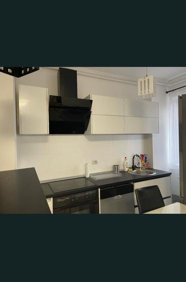 Apartament cu 3 camere decomandat în Găvana