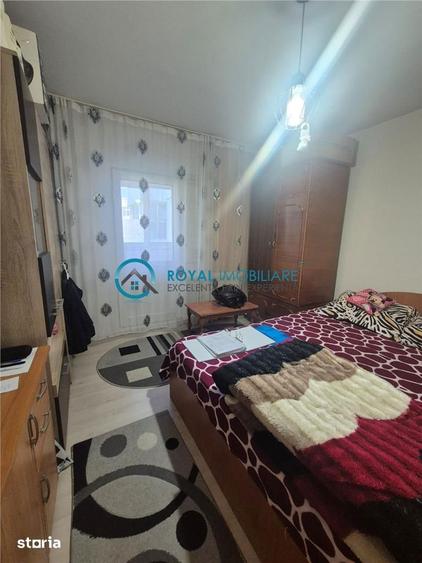 Apartament cu 3 camere decomandat în Cantacuzino