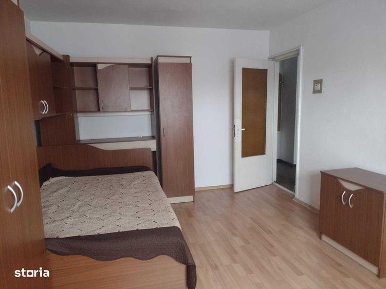Apartament cu 2 camere decomandat în Rovine