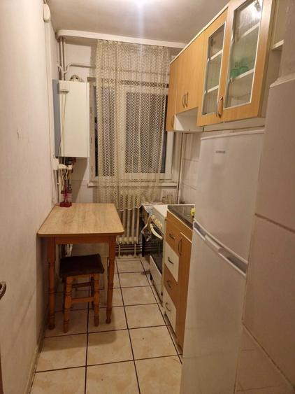 Apartament cu 2 camere nedecomandat în George Enescu