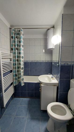 Apartament cu 2 camere decomandat în Vitrometan