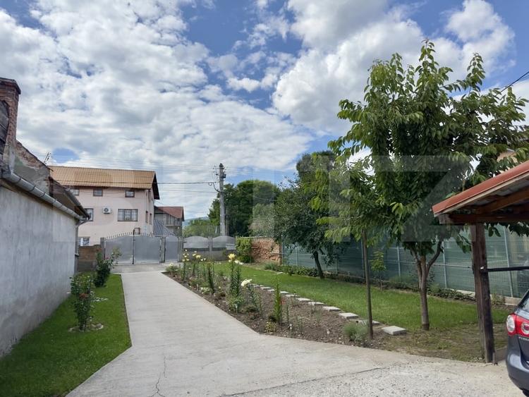 Casă individuală cu 6 camere cu Garaj în Vințu de Jos