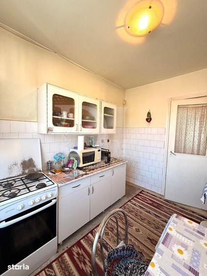 Apartament decomandat / etaj intermediar / Zona Grigorescu - 10