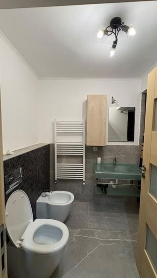Apartament cu 2 camere decomandat în Exterior Vest