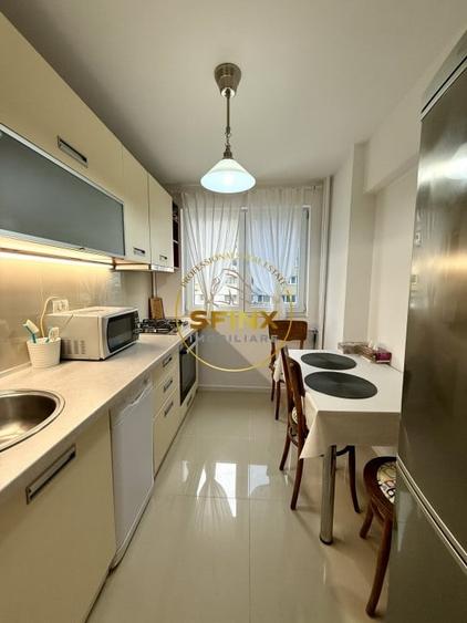 Apartament cu 2 camere semidecomandat, mobilat în Pajura