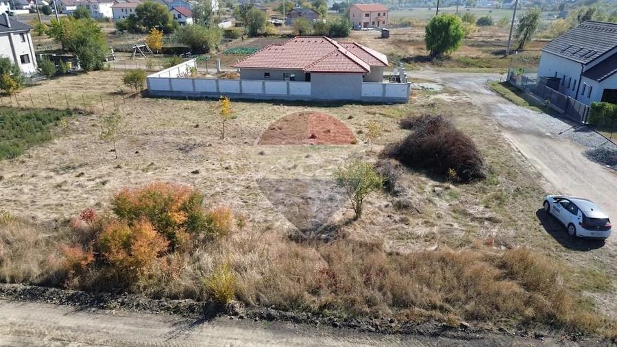 Teren de 500 mp, în Central