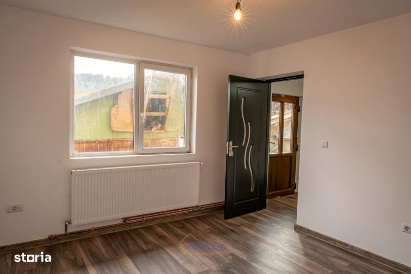 Casă cu 3 camere în Coman