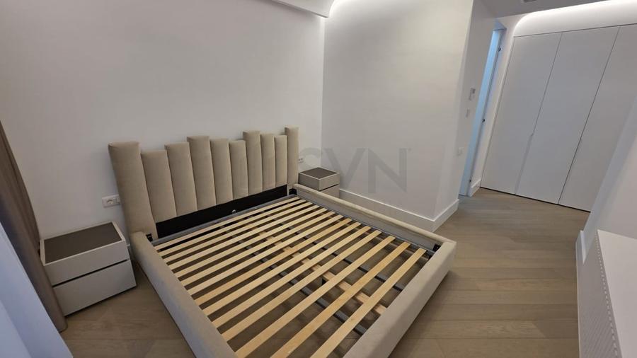 Apartament cu 3 camere semidecomandat în Iancu Nicolae